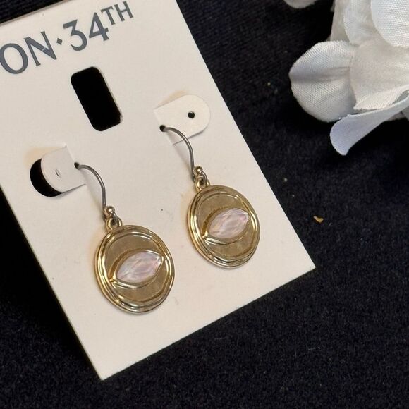 ON-34TH Gold and Pink Oval Earrings 1.25 Inch - Picture 1 of 5